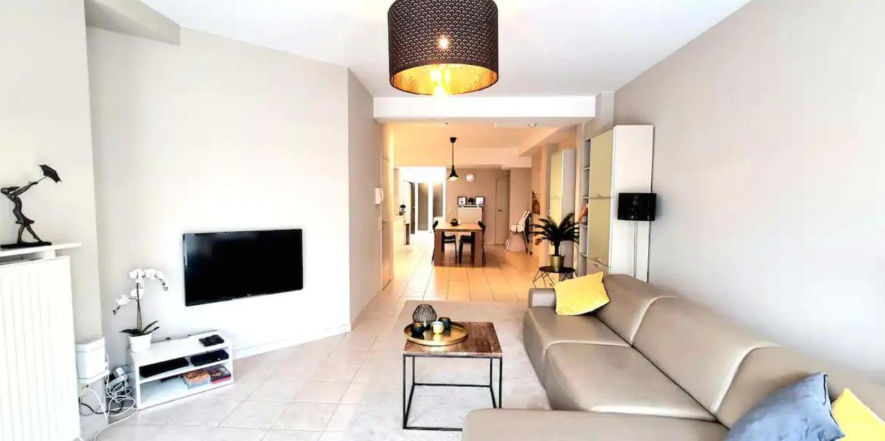Familie Appartement Hartje Knokke Met Optie Parking Exteriör bild