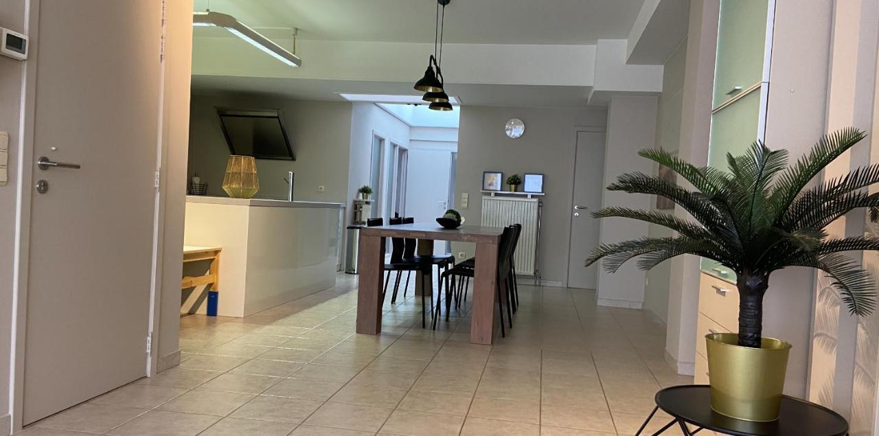 Familie Appartement Hartje Knokke Met Optie Parking Exteriör bild